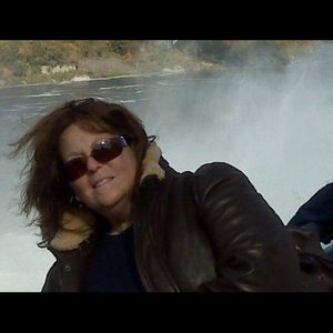 Meet your Posher, Amy l.