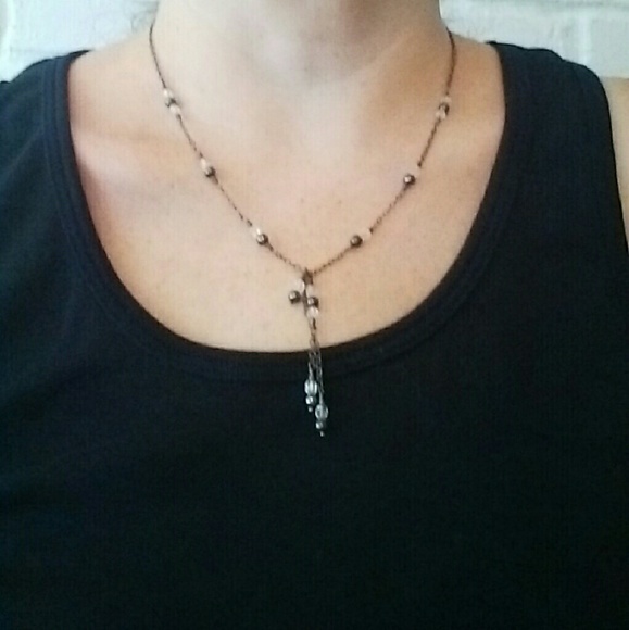 Gray & silver necklace