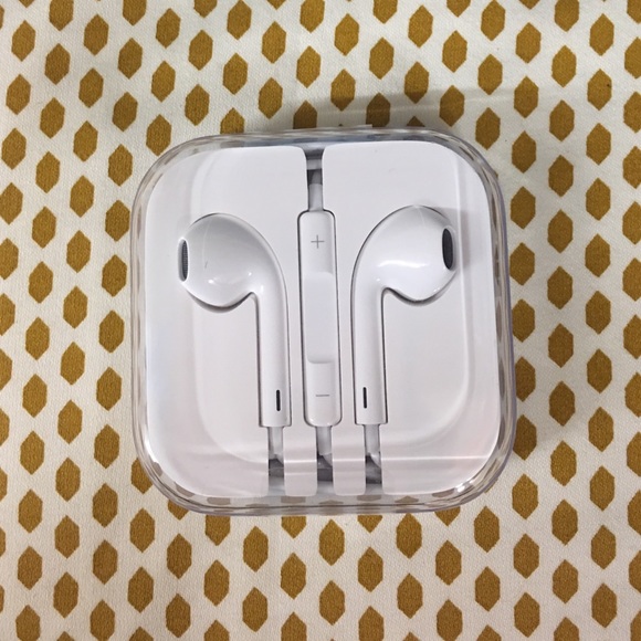 Ear buds
