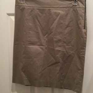 Jigsaw brand skirt. In excellent condition.