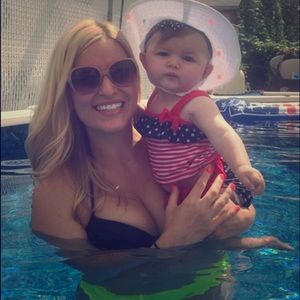 Meet your posher, Ali from NYC!🌸