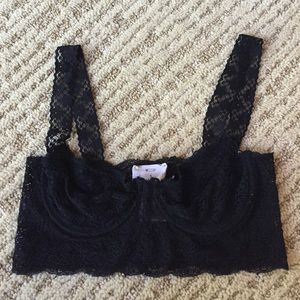 Urban Outfitters  black underwire lace bralette S
