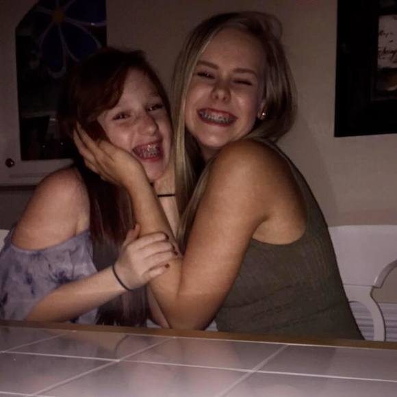 Meet your Posher, Katie - Picture 1 of 1