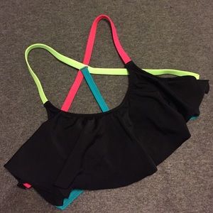 NWOT Vs PINK Strappy flounce bikini top