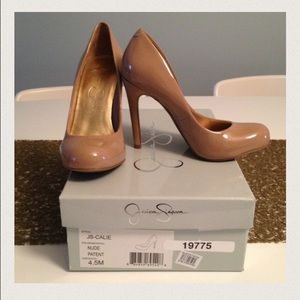Jessica Simpson Patent Pumps in Nude- JS Calie