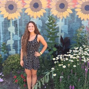 Meet your Posher, Sara