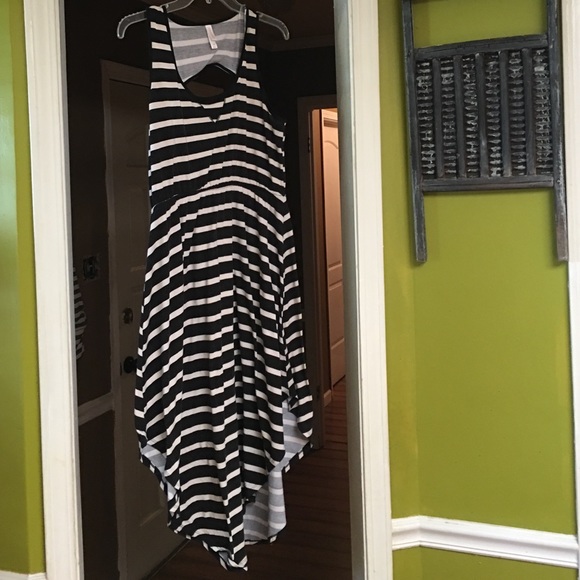 Black and white stripped dress