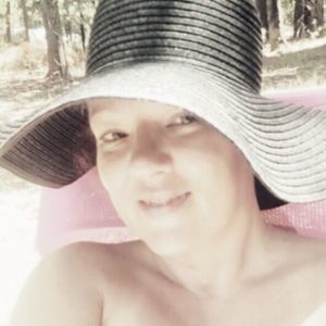 Meet your Posher, Toni