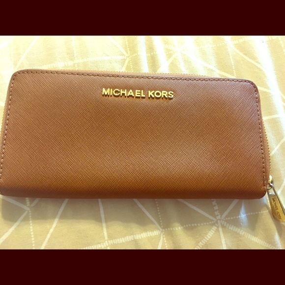Michael Kors wallet