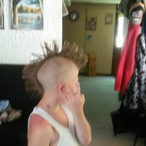 Meet your Posher, Angelia