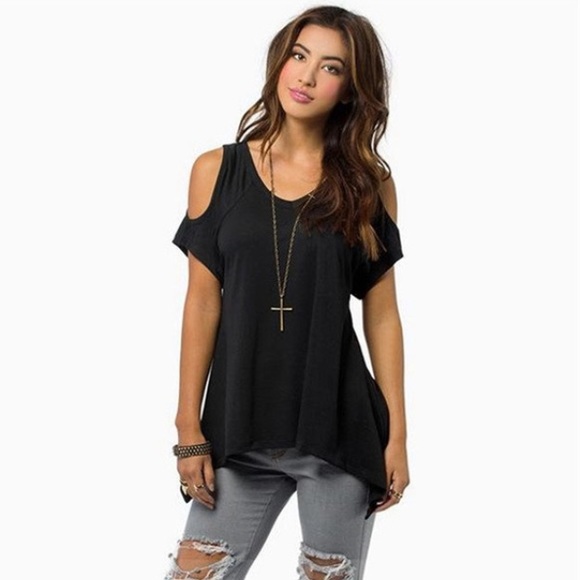 Tops - Black Cold Shoulder Tee