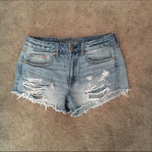 American eagle high waisted shorts ‼️‼️