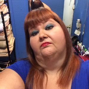 Meet your Posher, Monica