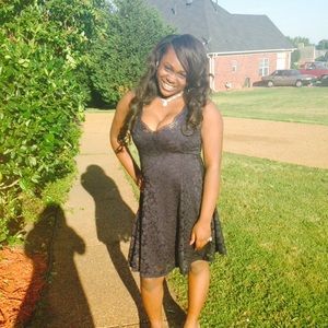 Meet your Posher, Nakesha