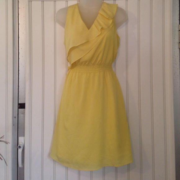 ☀️ Gianni Bini Dress