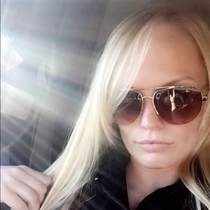 Meet your Posher, Colleen