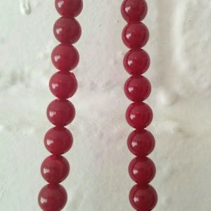 Red beaded neclace