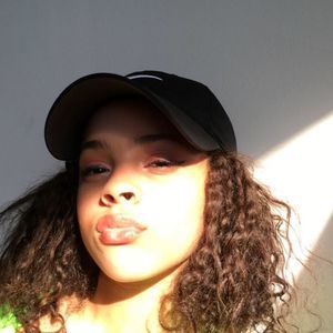 Meet your Posher, Destiny