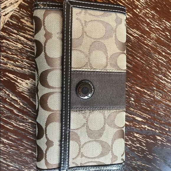 Coach wallet