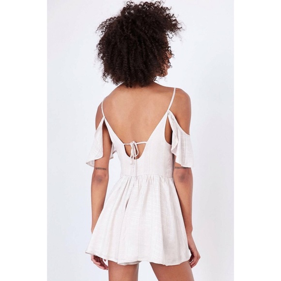 NWT UO Off Shoulder Romper - Picture 2 of 2
