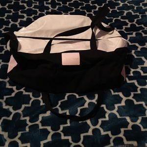 Victoria secret/ pink duffel bag