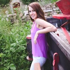 Meet your Posher, Emma