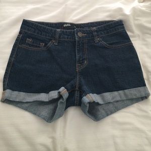 *BDG "shortie" denim shorts!!!*