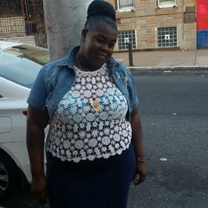 Meet your Posher, Ernestine