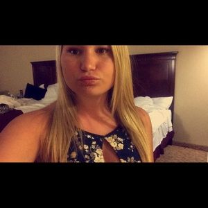 Meet your Posher, Chloe