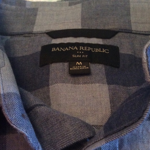 Men's Banana Republic Long Sleeve Button Down - Picture 3 of 3