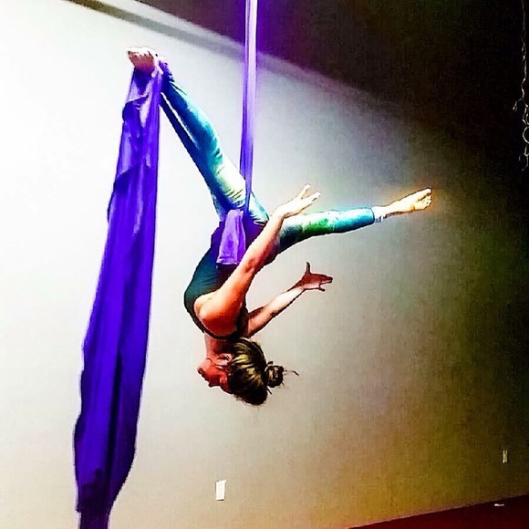 Meet your Posher, Lupita - Picture 4 of 4