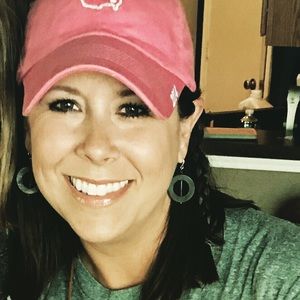 Meet your Posher, Courtney