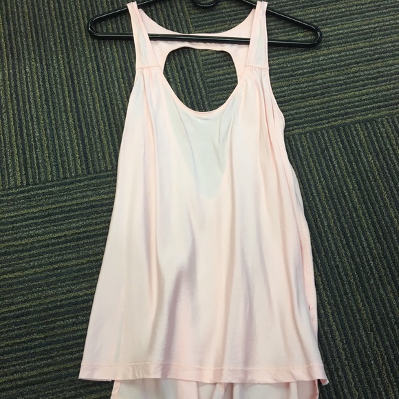 Lululemon classy pink tank