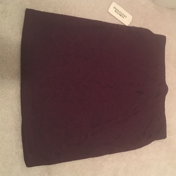 Plum Colored Bodycon Lacy Skirt