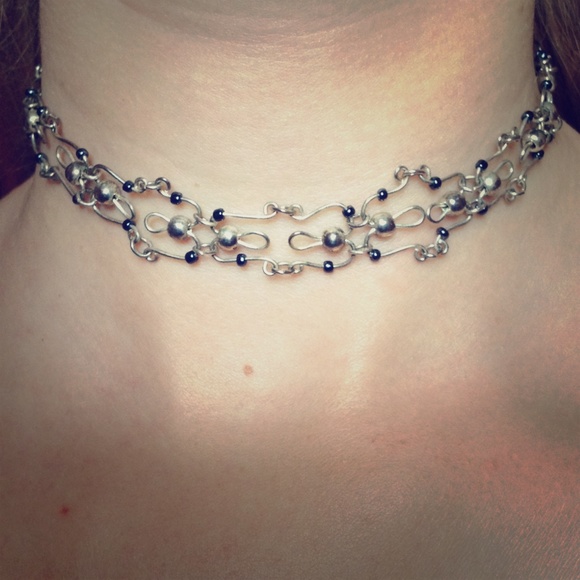 BEAUTIFUL CHOKER - Picture 1 of 3