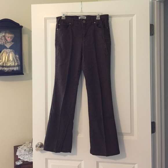 Women's jeans
