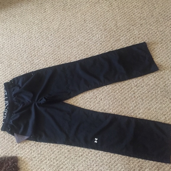 Black under armour wind pants - Picture 1 of 1