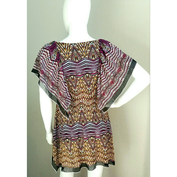 Gorgeous multicolor top! - Picture 2 of 2