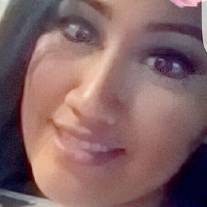 Meet your Posher, Adriana