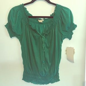 Green top with ruffles! NWT