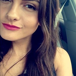 Meet your Posher, Ajla