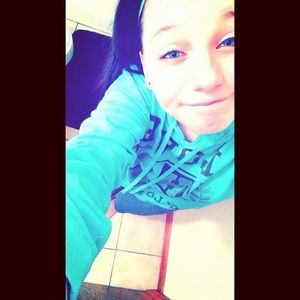 Meet your Posher, Cierra