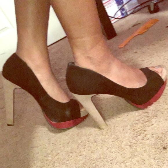 Red, Tan and Black Suede Pumps