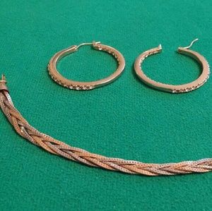 Costume jewelry- Pretty bracelet & earring set