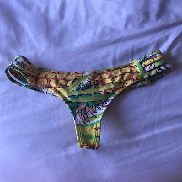 Midori Pineapple Tavarua