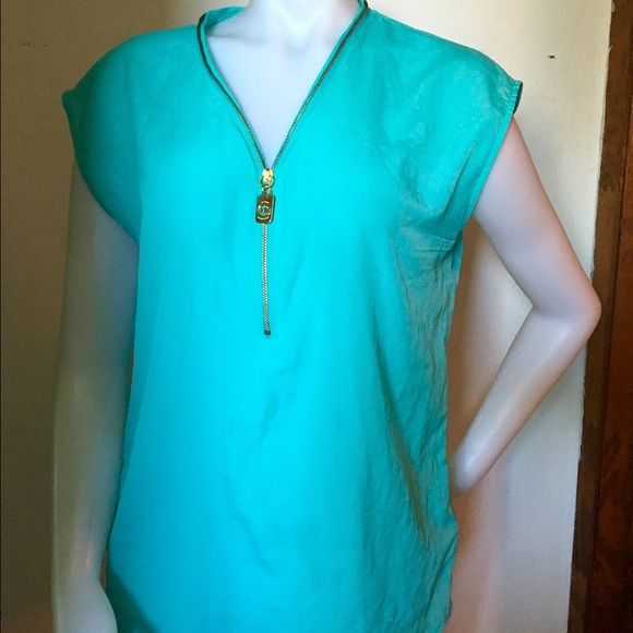 Mk mildly used top mint green
