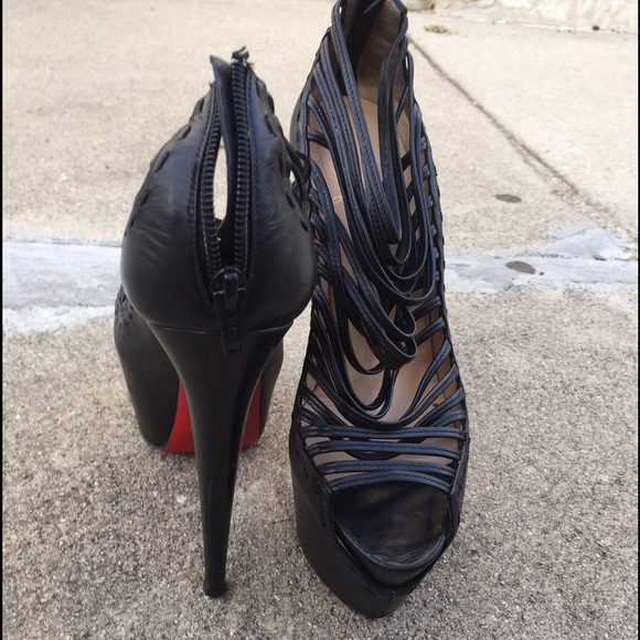Christian Louboutin Zoulou - Picture 2 of 3