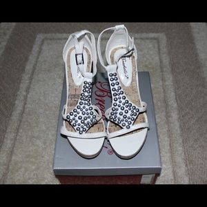 Breckelle's White Embellished Wedges