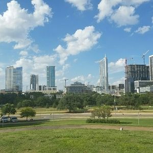 Meet your Posher, Bobbie