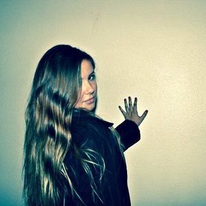 Meet your Posher, Charlotte